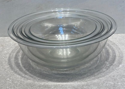 Set of 3 Pyrex Mixing Bowls