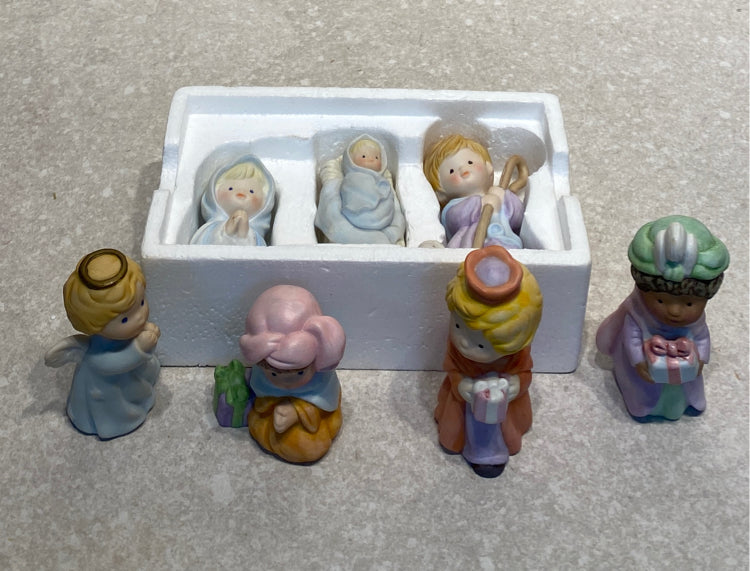 Heavenly Blessings Nativity Set