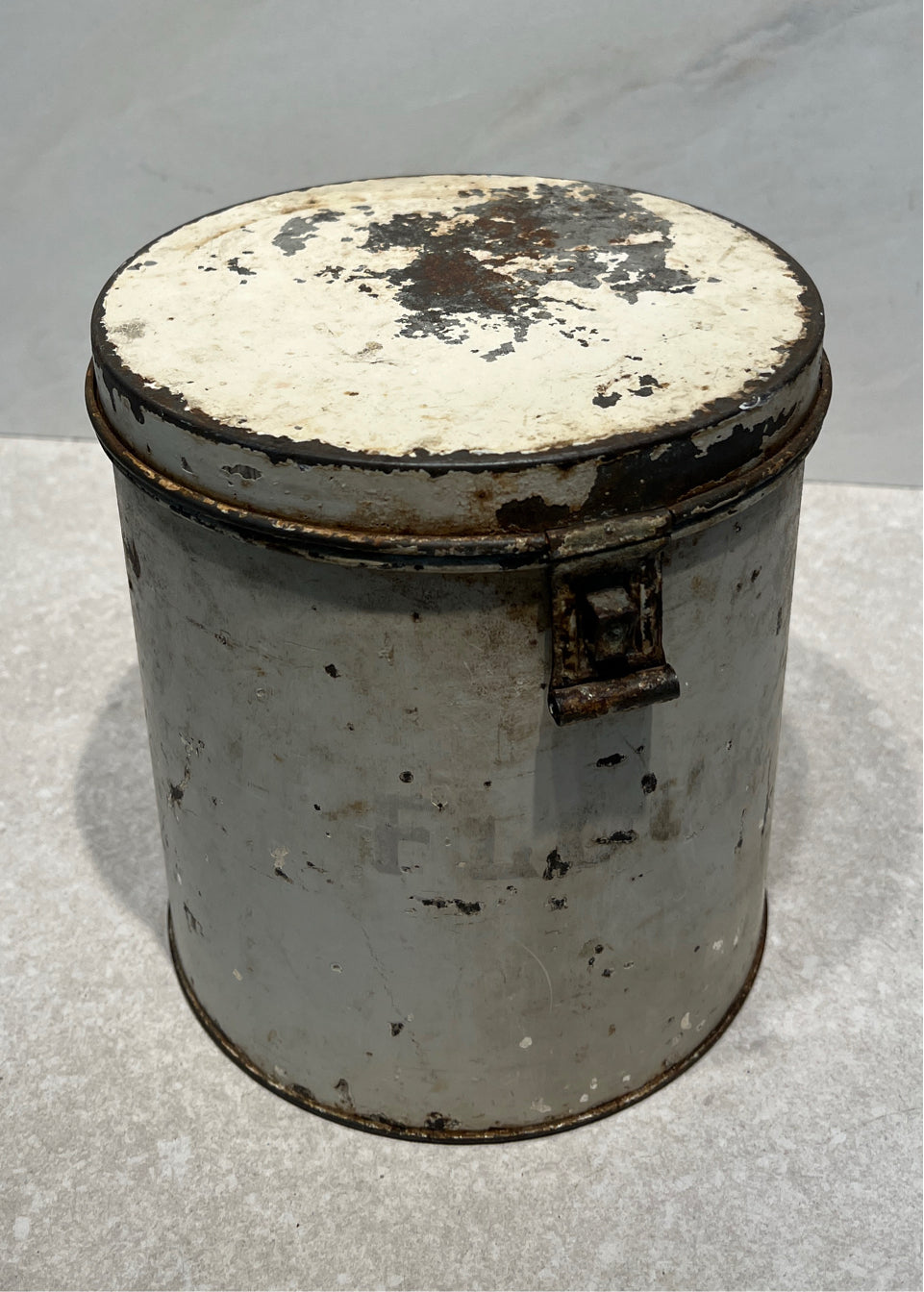 Covered Tin