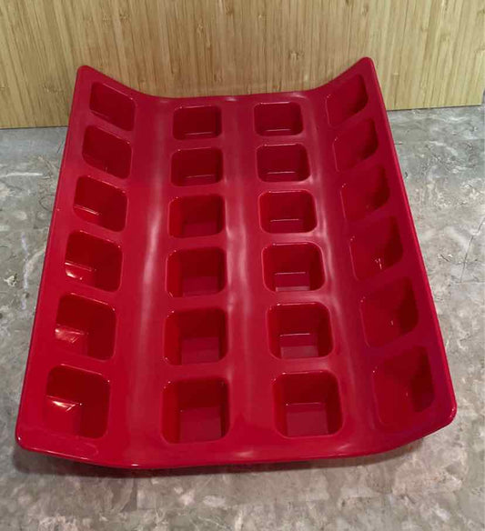 (New) Silicone Freezer/ Oven