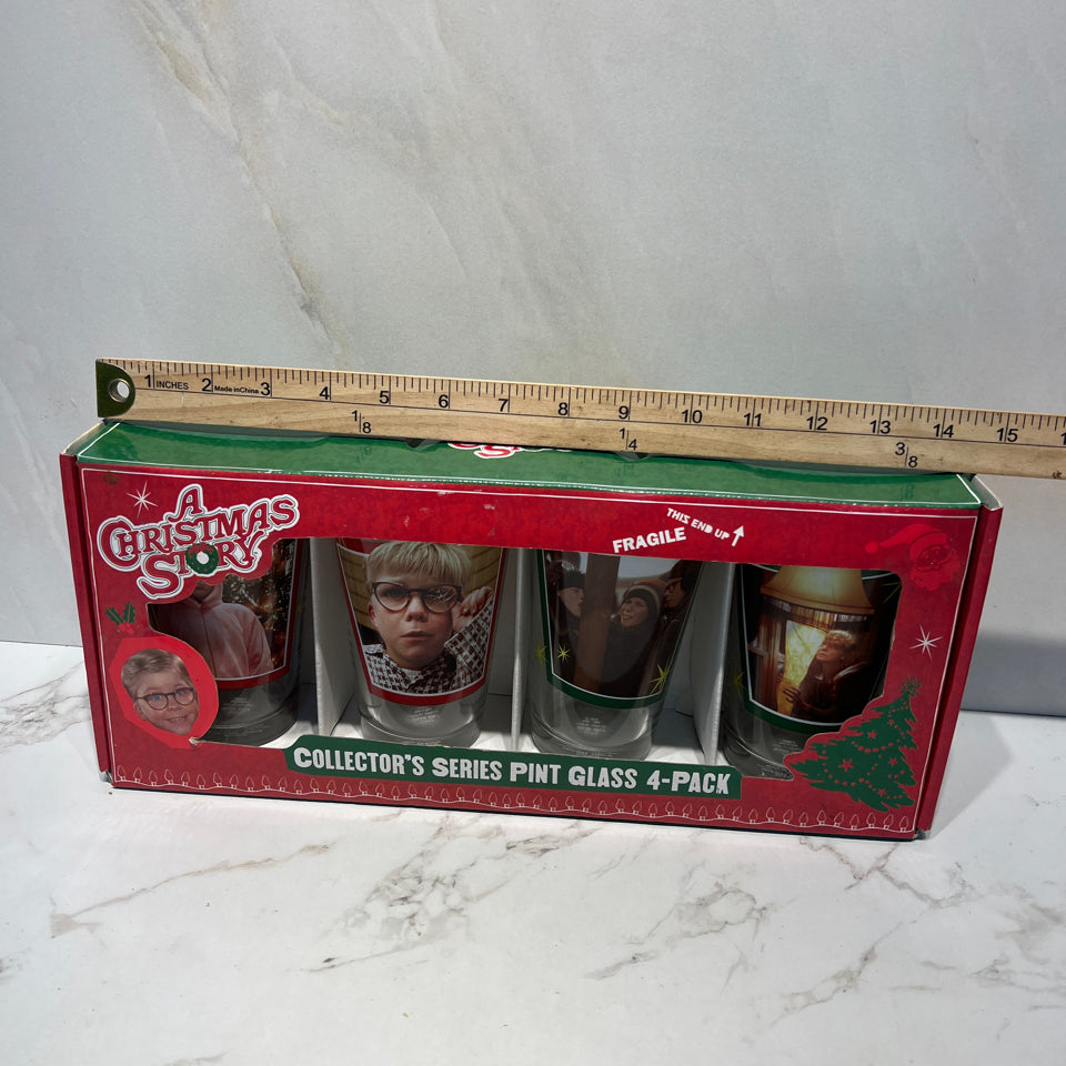 Set of 4 Christmas Story Glasses