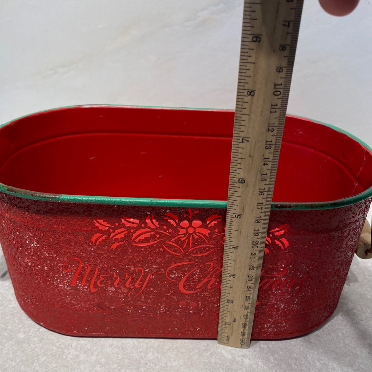Red Bucket