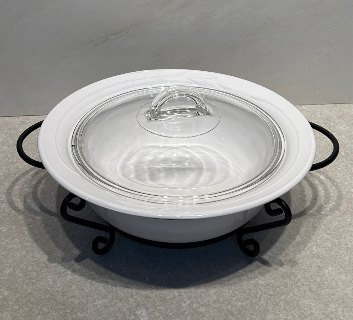 Covered Bowl with Carrier