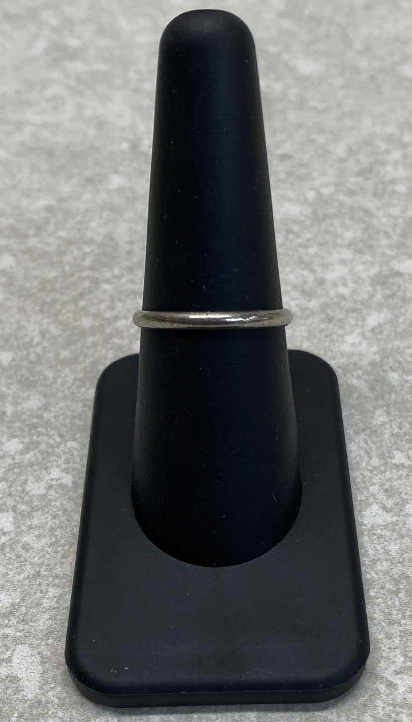 Sterling Ring - Size 8