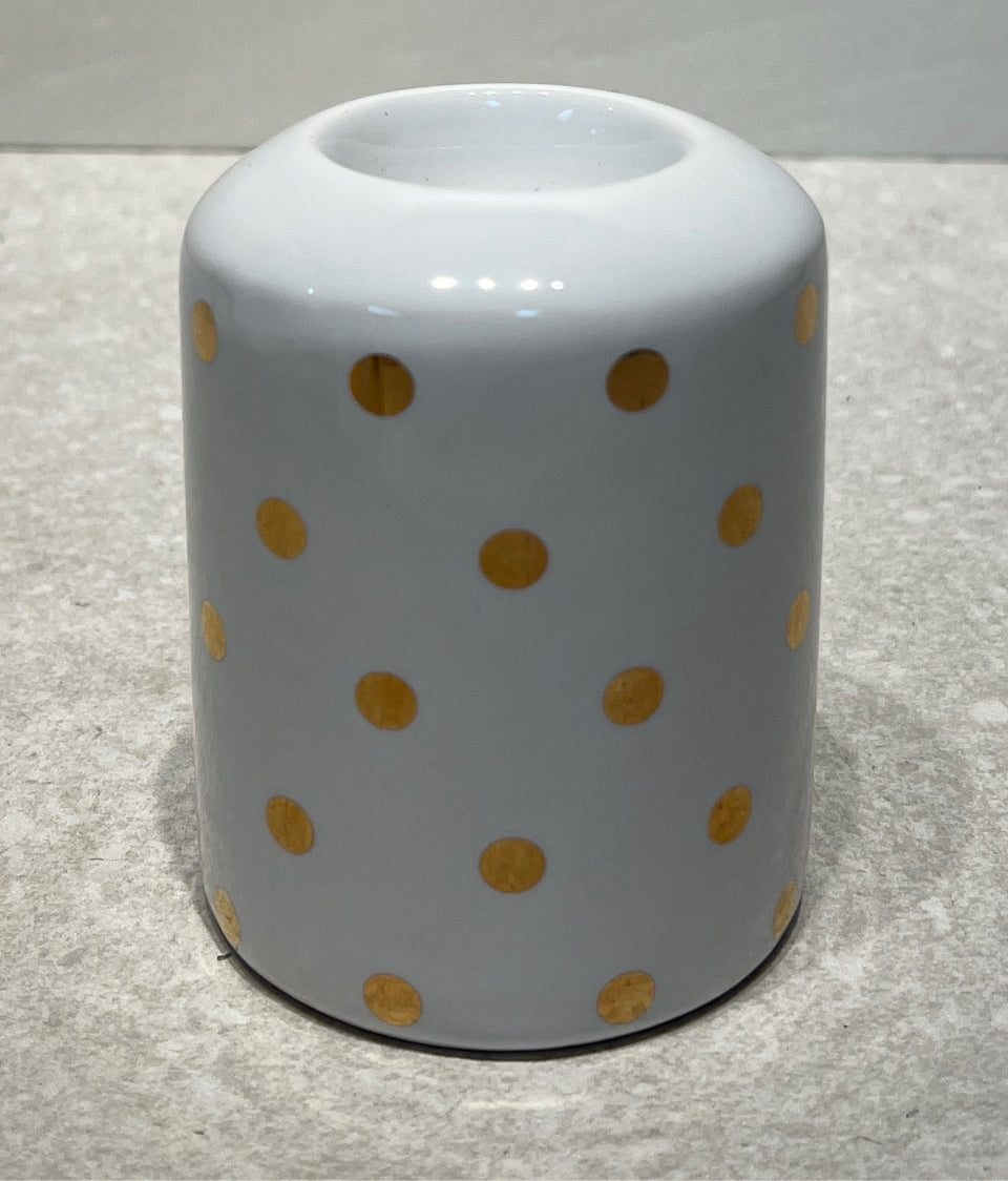 Candleholder
