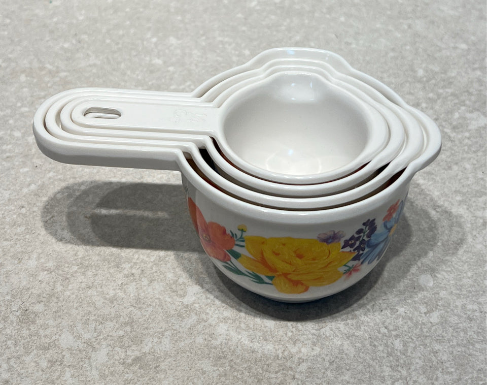 Pioneer Woman Measuring Cups