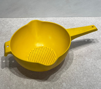 Tupperware Strainer
