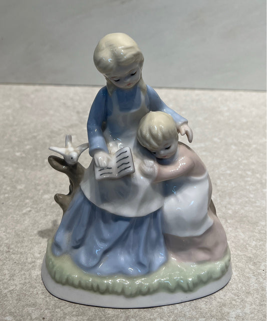 Figurine