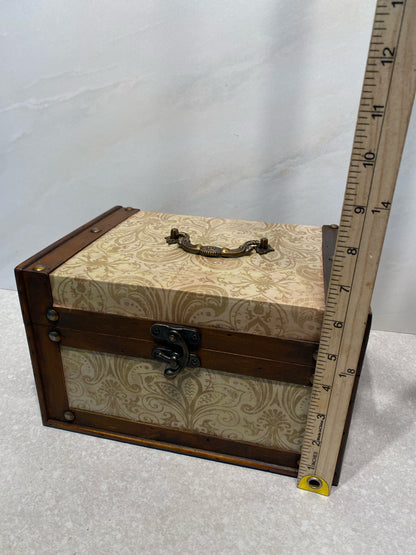 Covered box