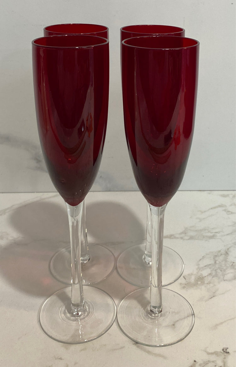 Set of 4 Glasses