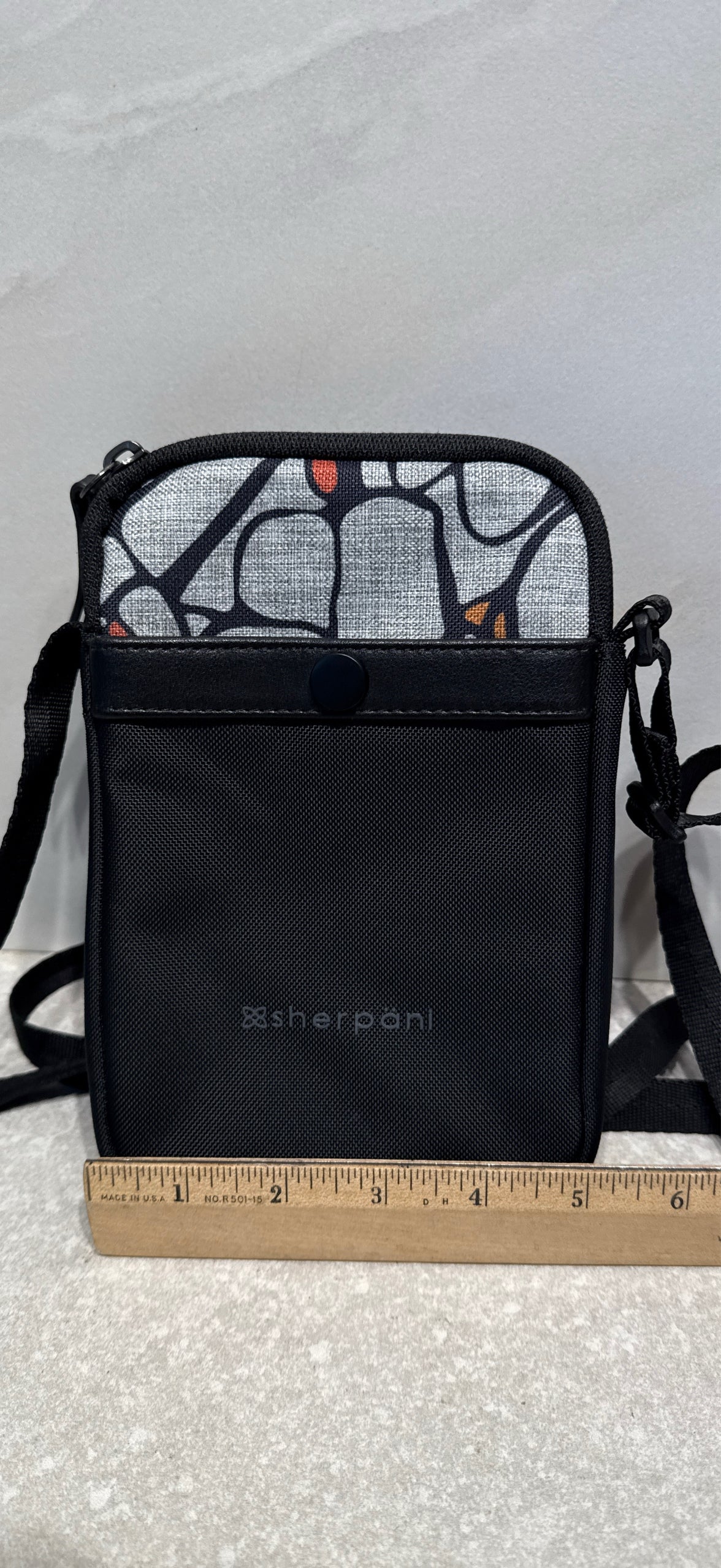 Sherpani Crossbody Bag
