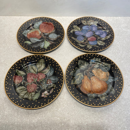 Set of 4 plates