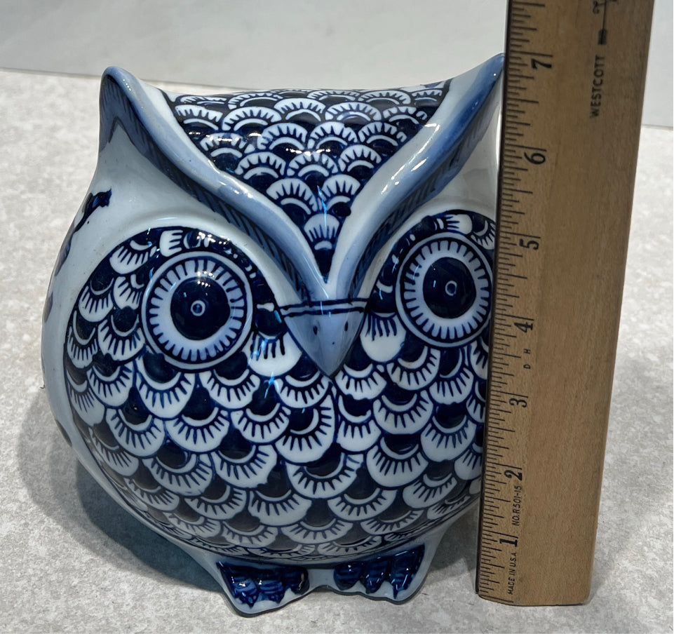Blue & White Owl