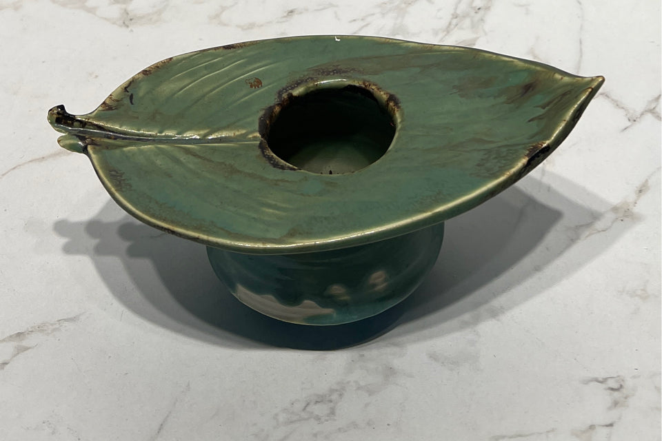 Pottery Vase With Frog