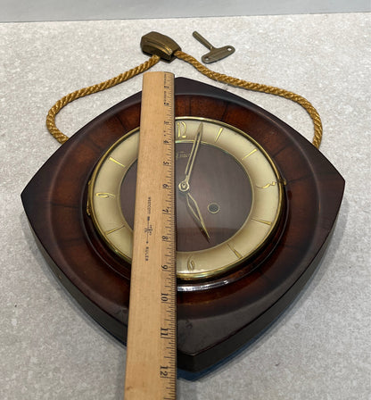 Emes Clock Unknown Condition