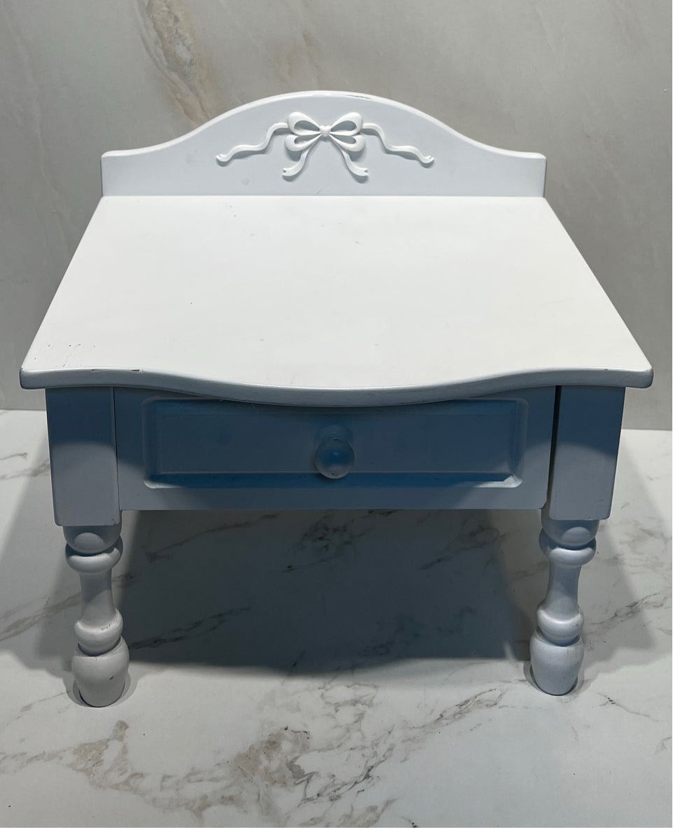 Mini Table