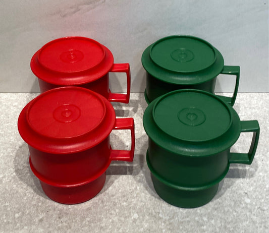 Set of 4 Tupperware cups with Covers