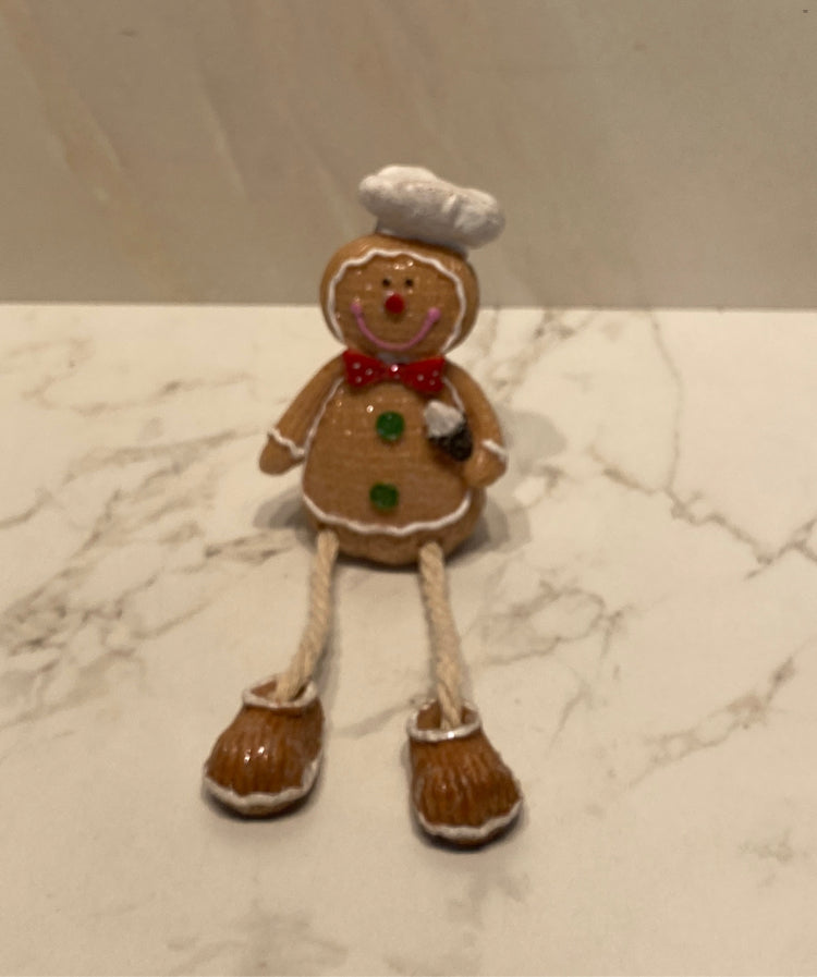 Gingerbread Shelf Sitter
