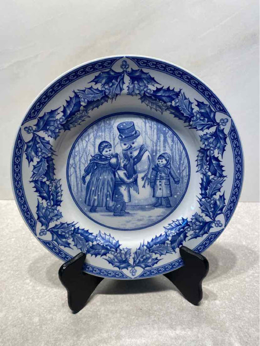 Spode Snowman Plate