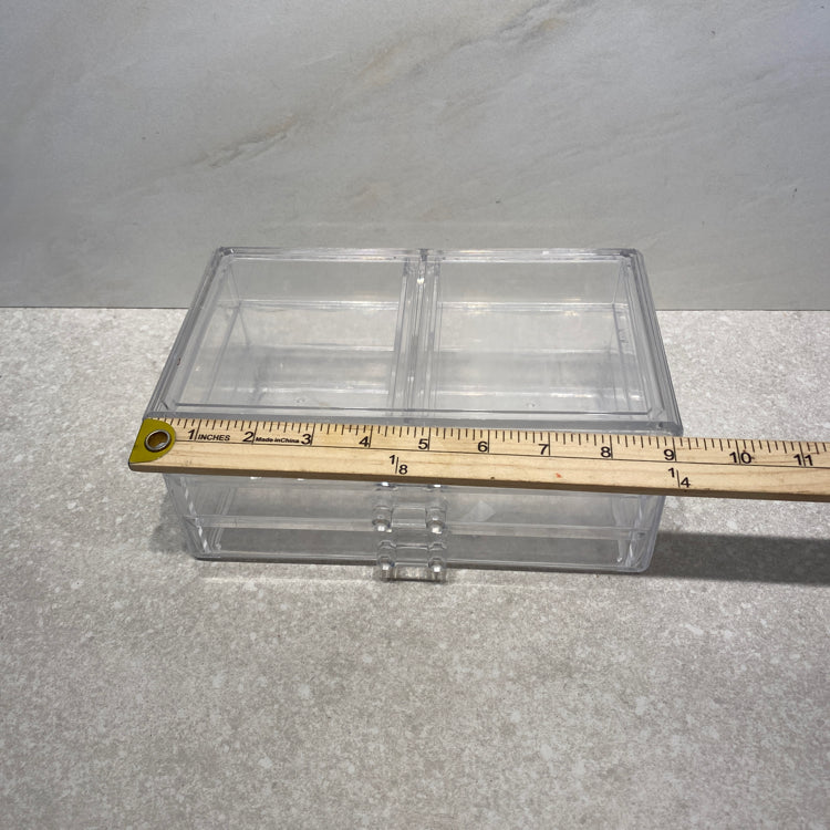 Container with Drawers