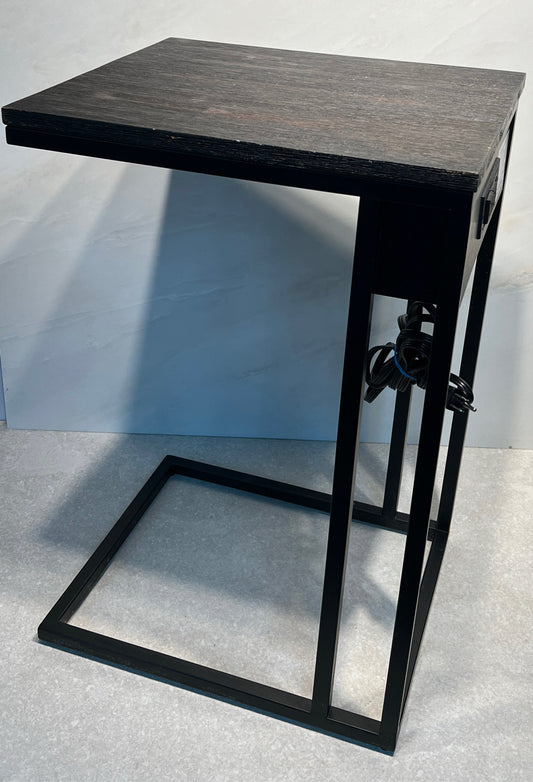 Table with Plug