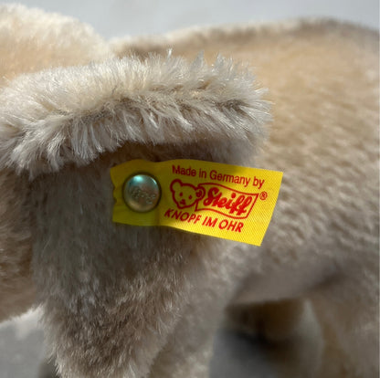 Steiff Elephant 085147