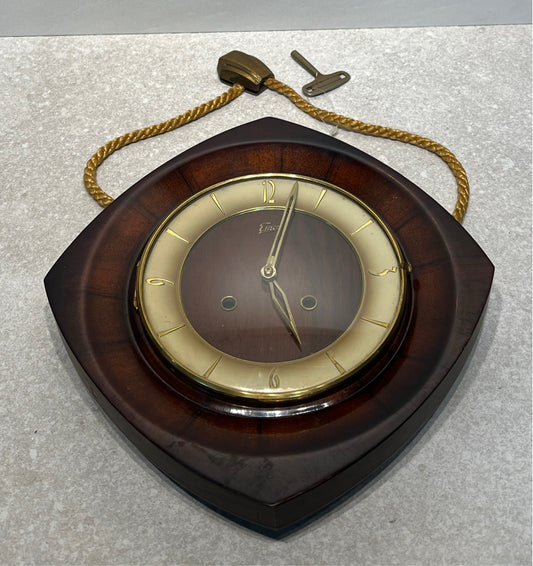 Emes Clock Unknown Condition