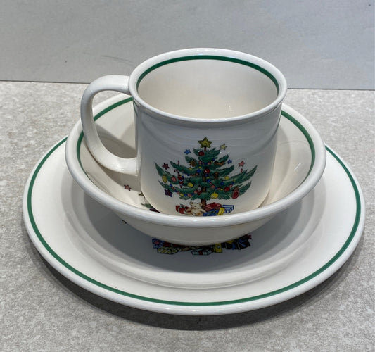 Nikko Set of 3 Dishes Crazing