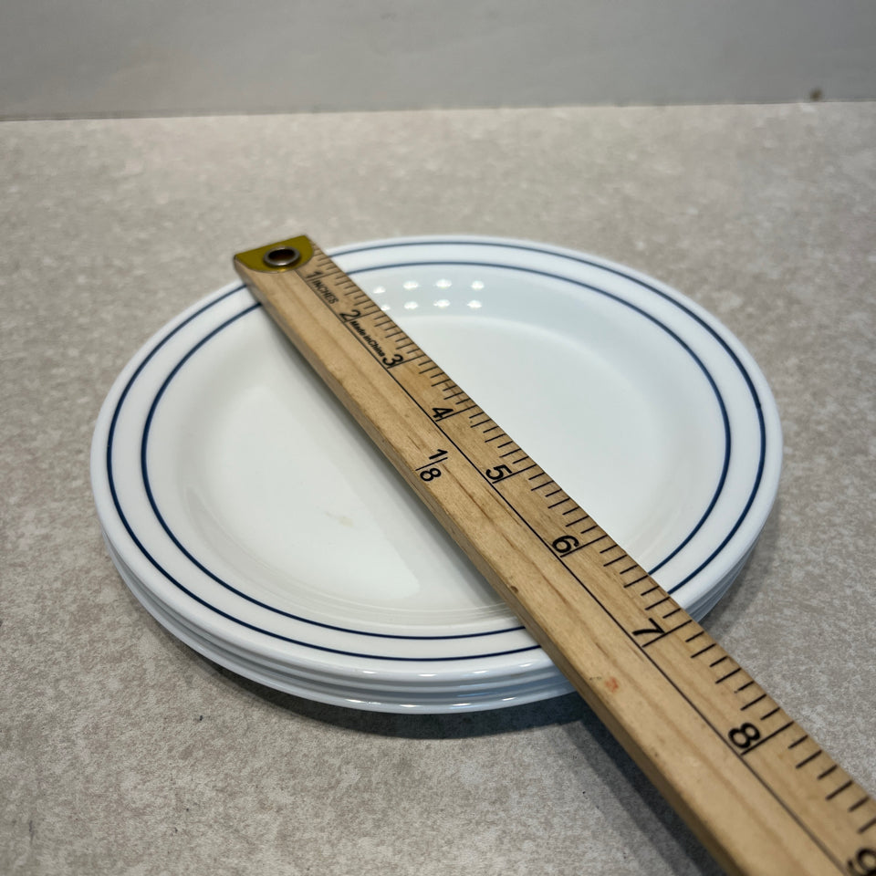 Set of 4 Corelle Plates