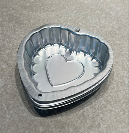 Set of 3 Heart Pans