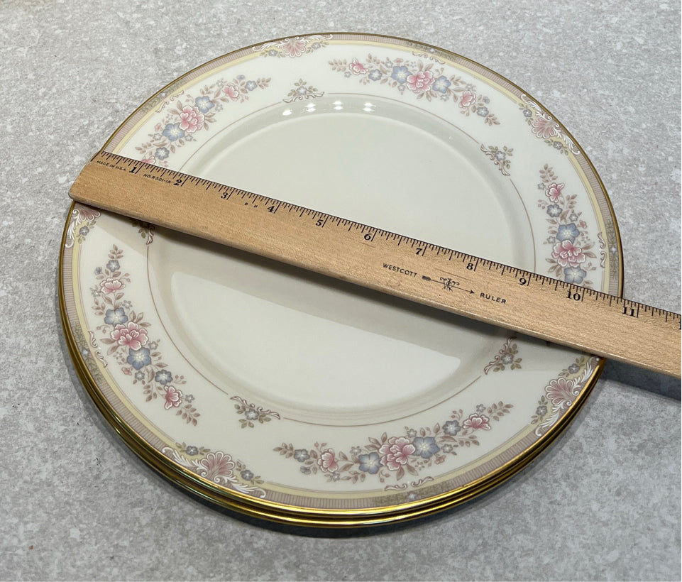 SEt of 2 Lenox Chesapeake Dinner Plates