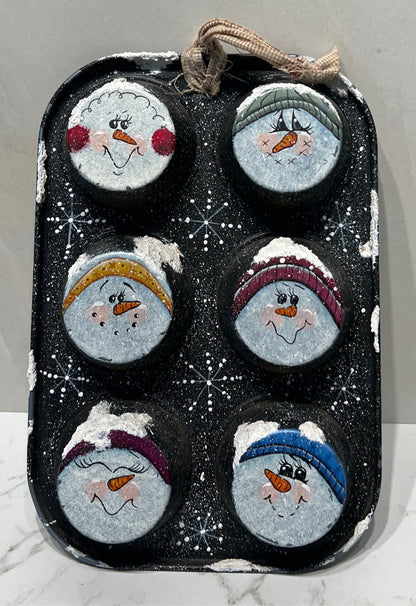 Decorative Snowman Muffin Pan