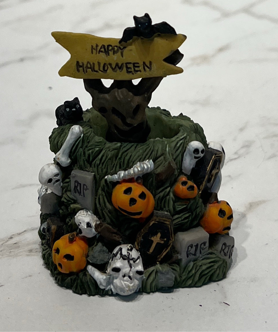 Halloween Figurine