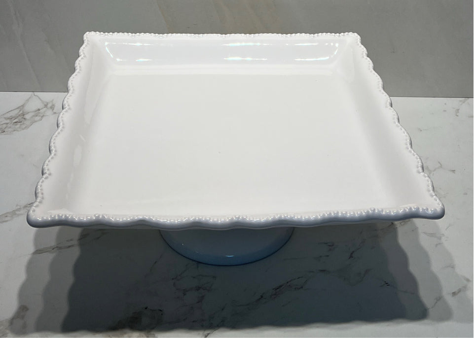 Pedestal Dish