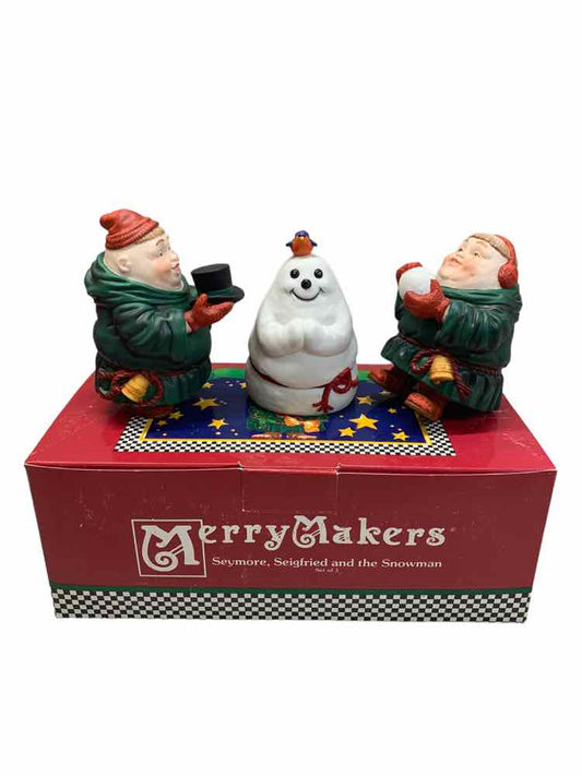 Merry Makers Seymore, Seigfried, And The Snowman