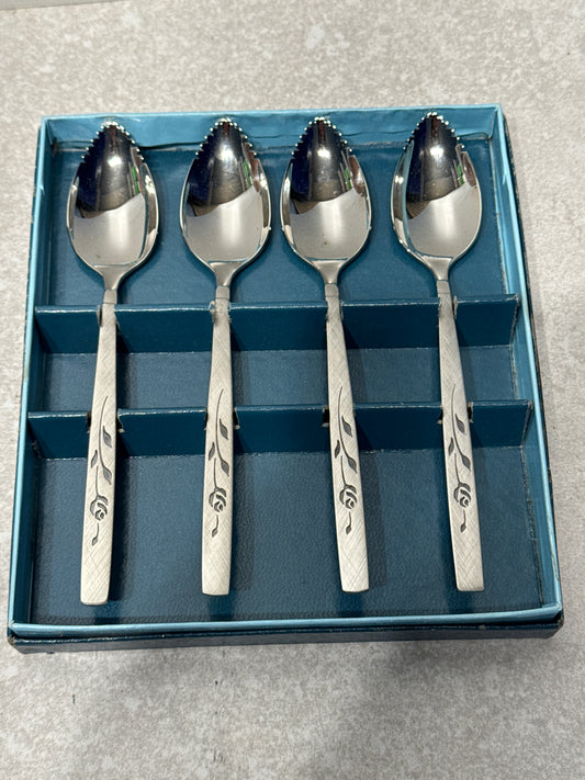SEt of 4 Grapefruit Spoons