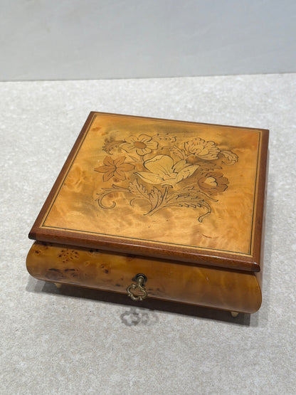 Reuge Music Box