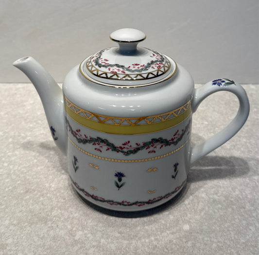 "Mount Vernon" Teapot"
