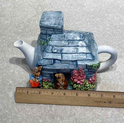 Schmid Beatrix Potter Musical Teapot