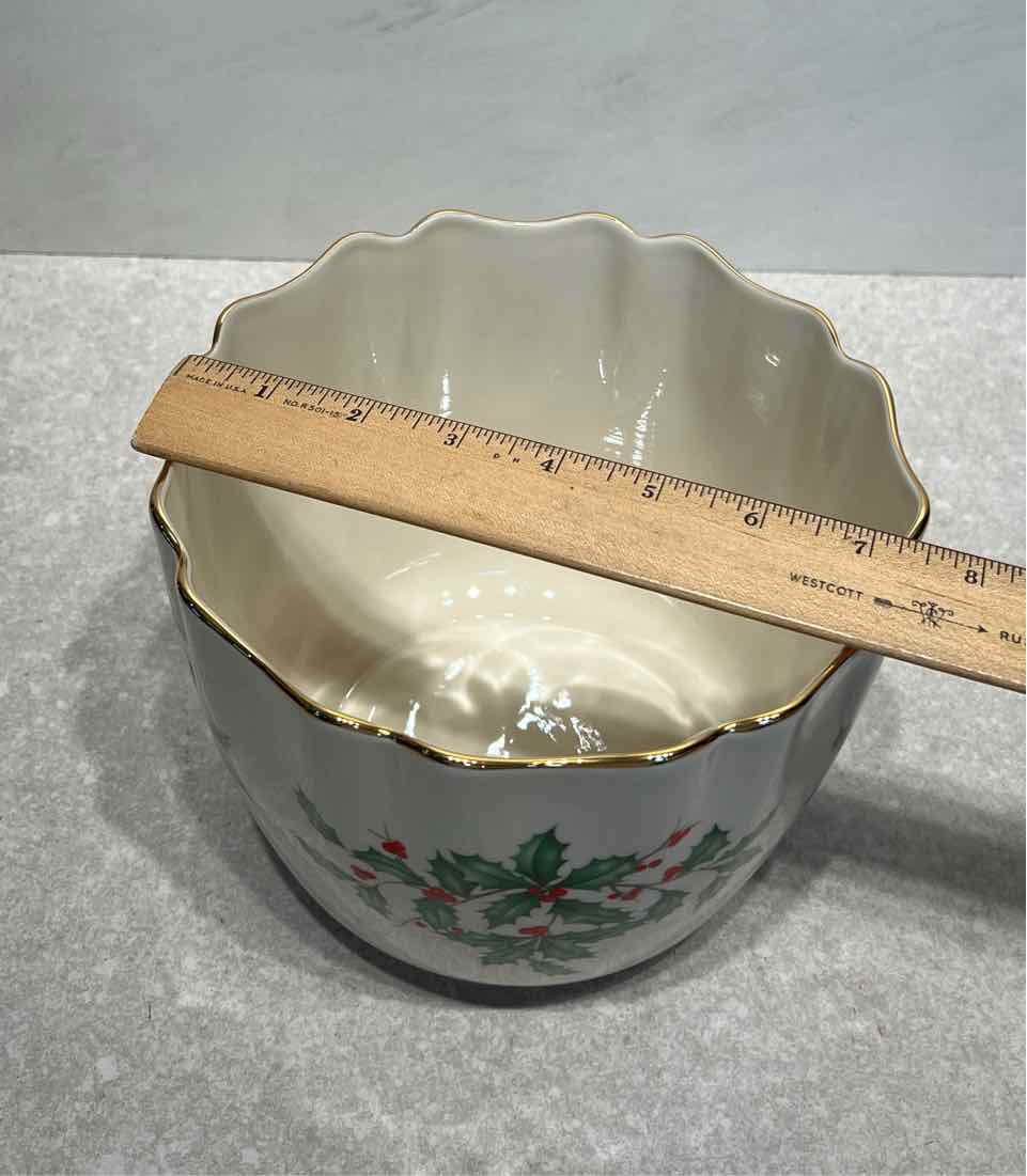 Lenox Holiday Cache Pot
