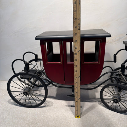 Byer's Choice Stagecoach Wagon