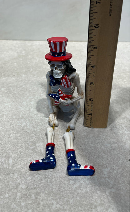 Skeleton Sitter