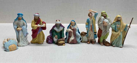 8 Piece Nativity Ornament Set