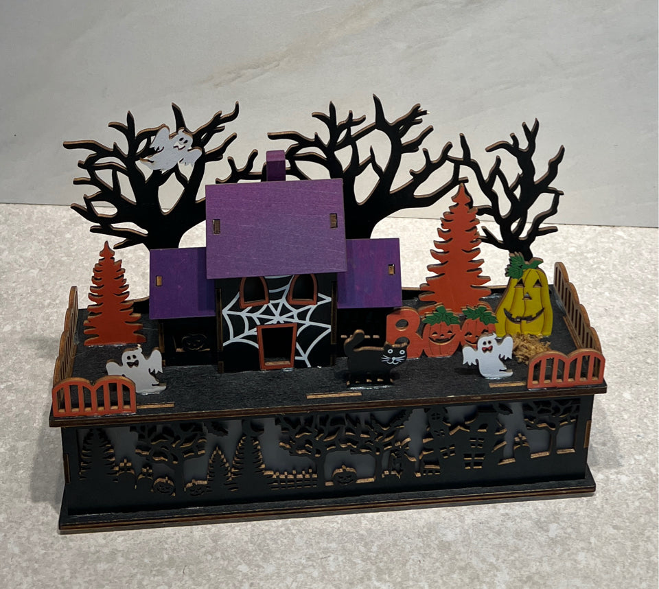 Illuminated Spooky Decor