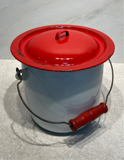 Covered Tin