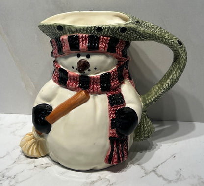 SNowman Pitcher