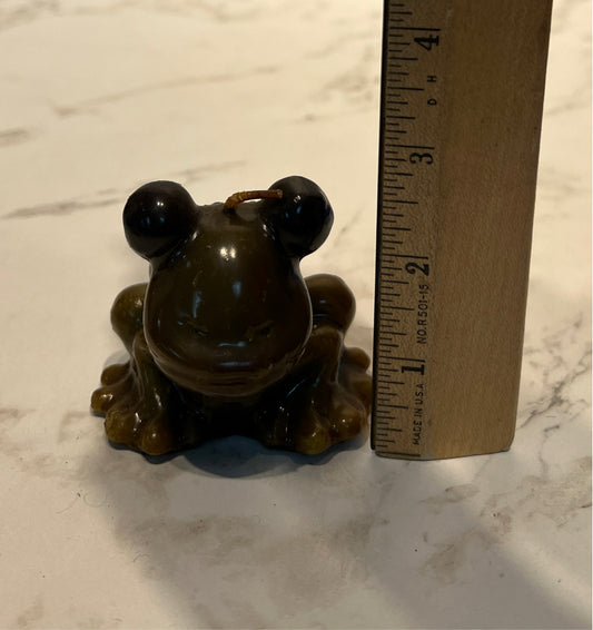 Frog Candle
