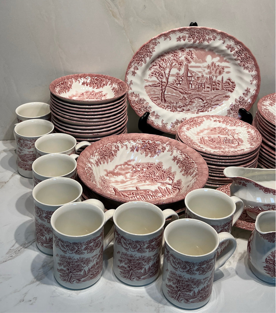 Chruchill England "The Brook" Dinnerware Set