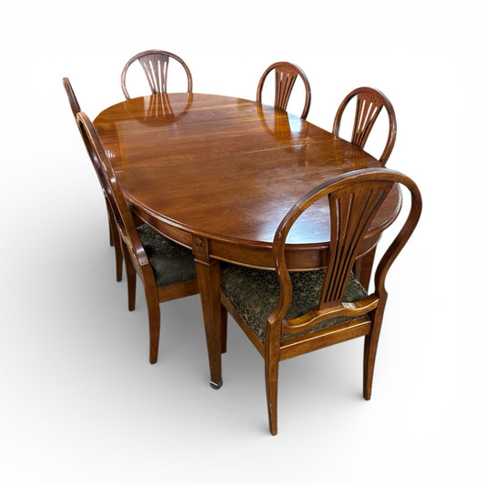 Table And 6 Harden Chairs