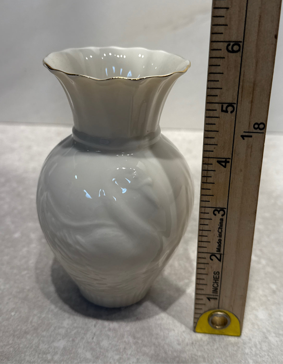 Belleek Swan Vase Renewal